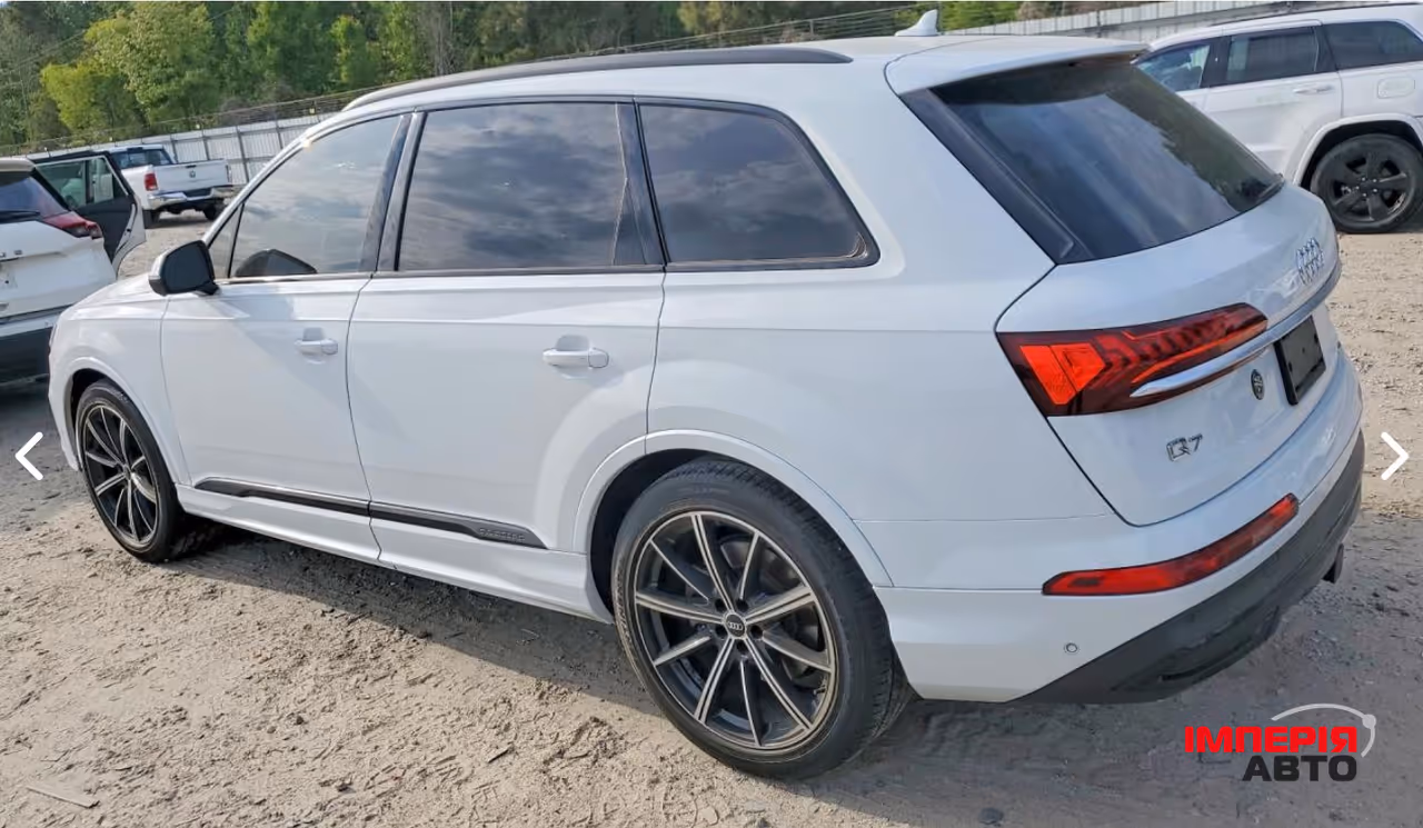 Audi Q7 - фото 4