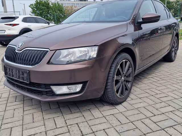 Skoda Octavia - фото 4