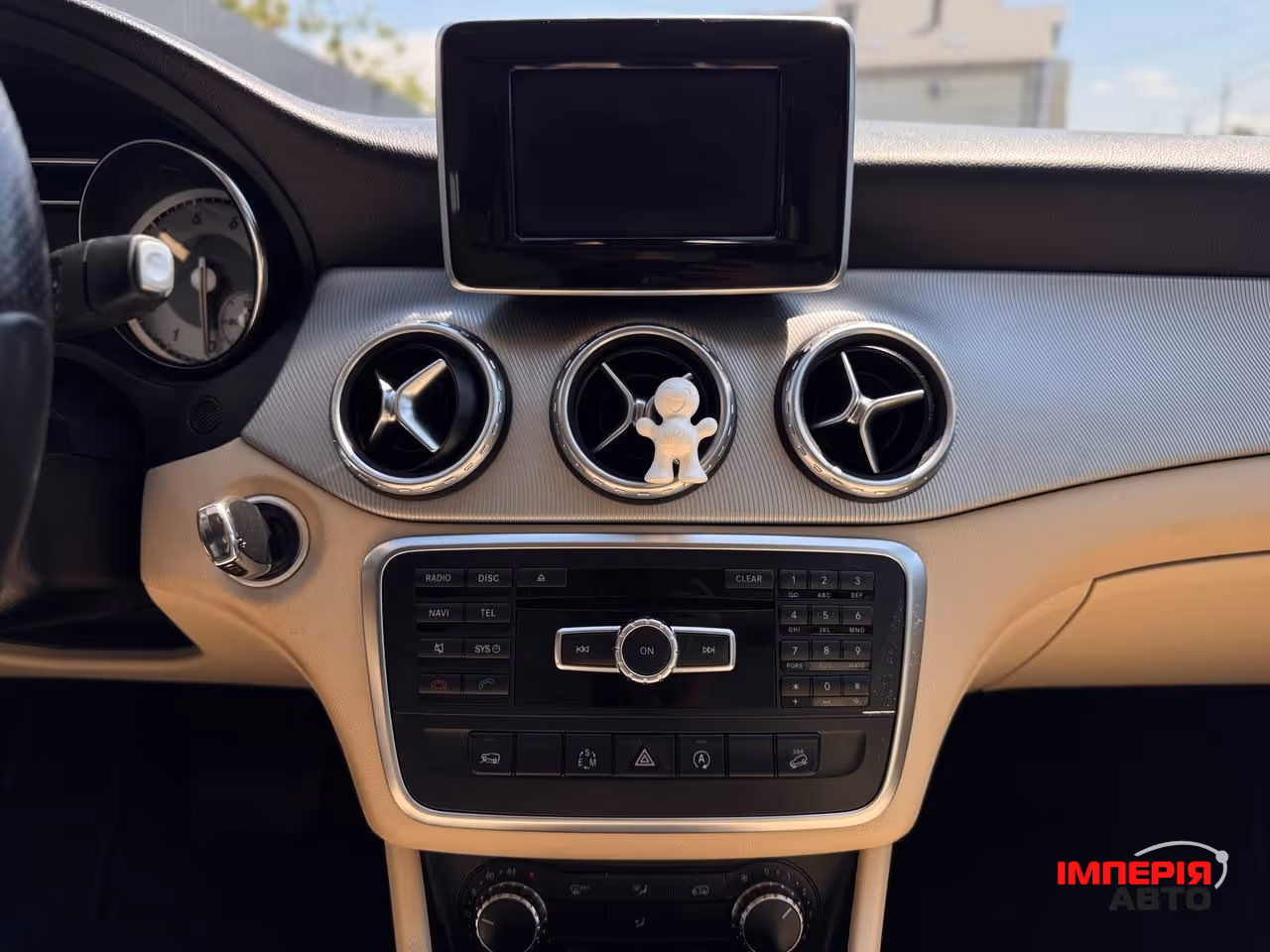 Mercedes-Benz GLA - фото 9