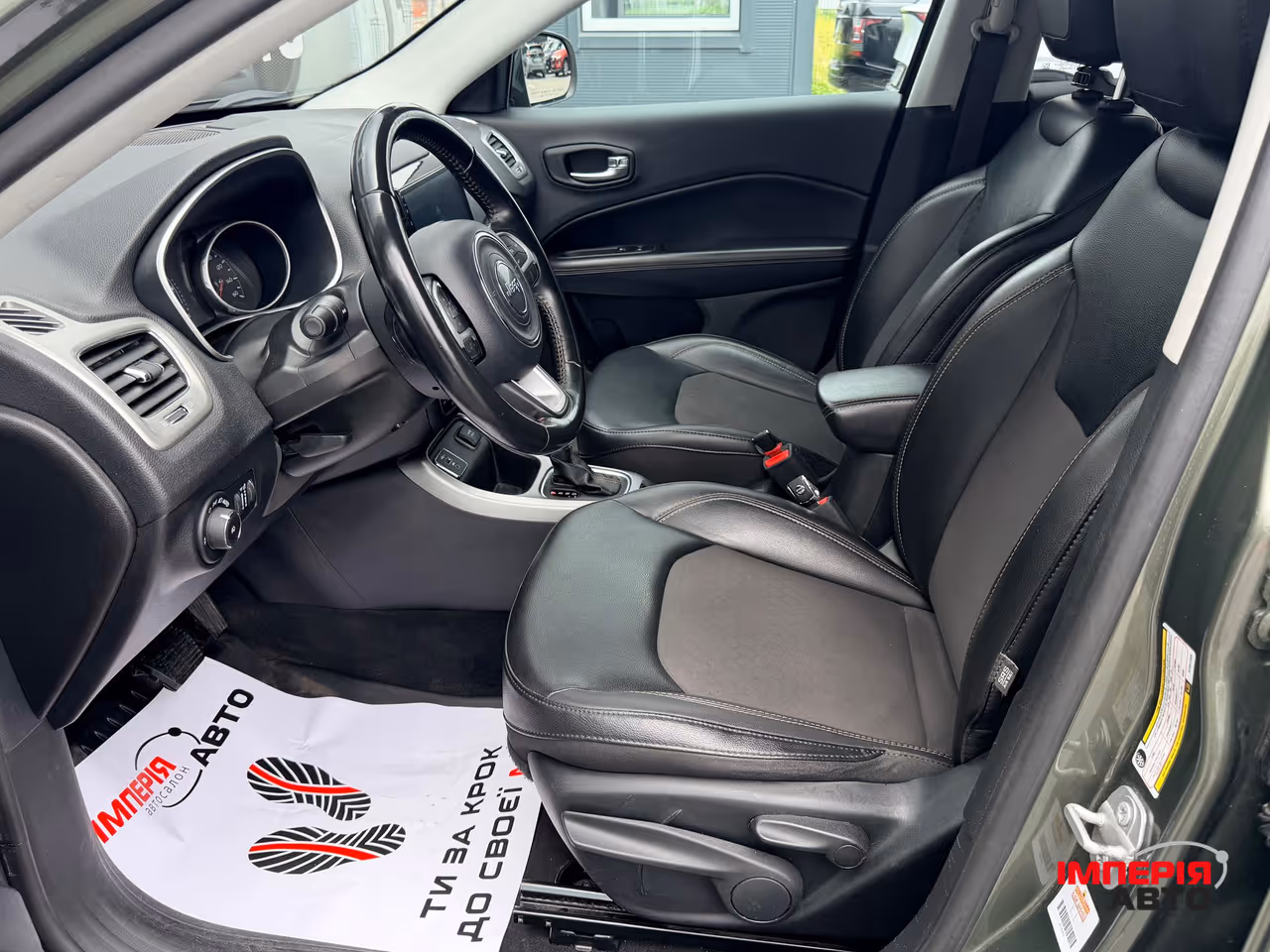 Jeep Compass - фото 9