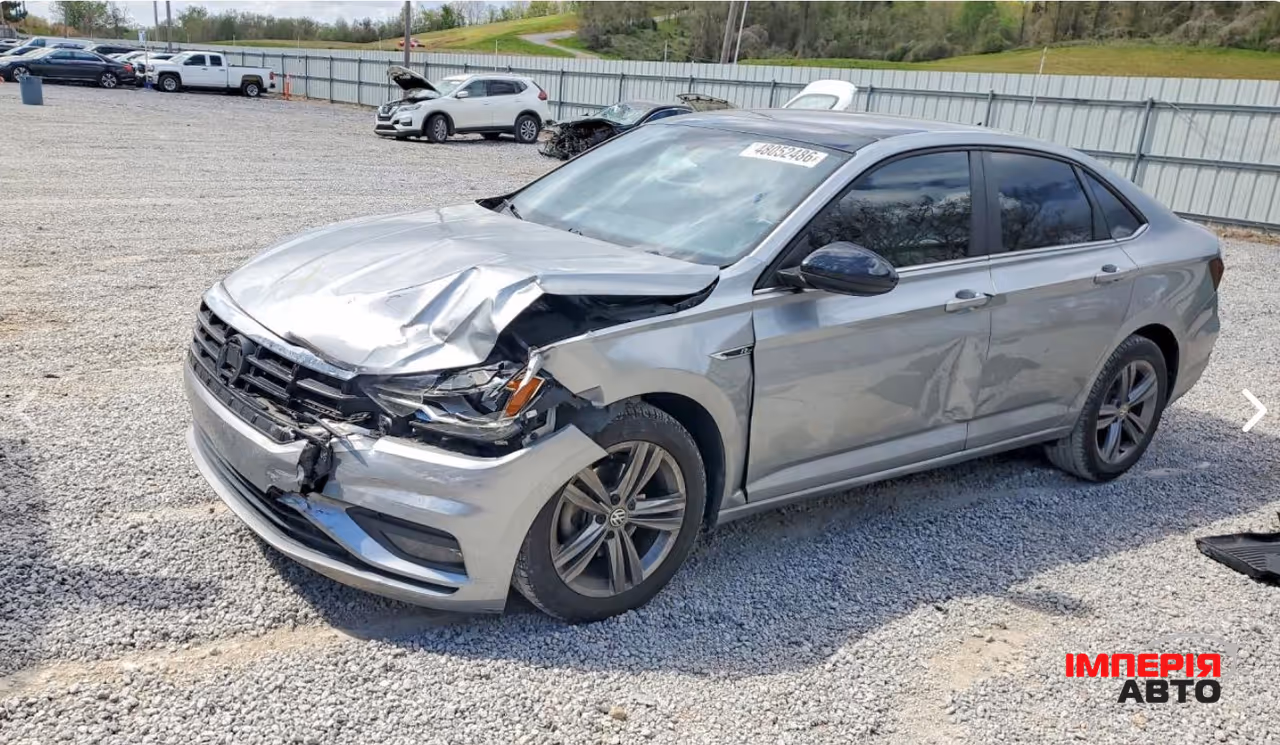 Volkswagen Jetta - фото 1