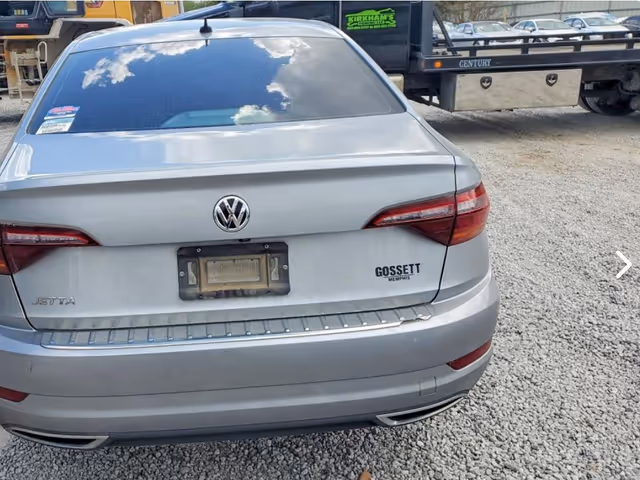 Volkswagen Jetta - фото 5