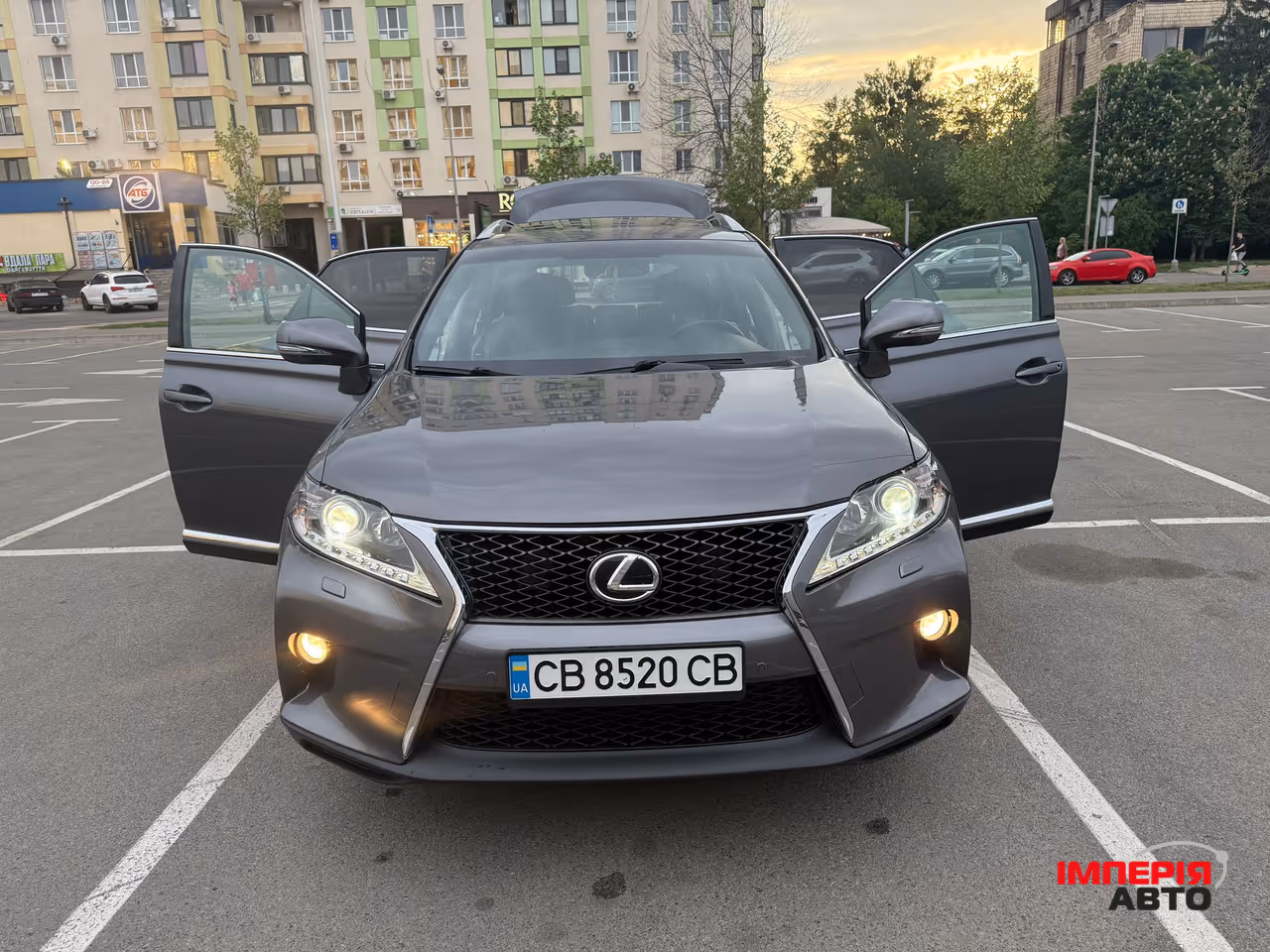Lexus RX - фото 15