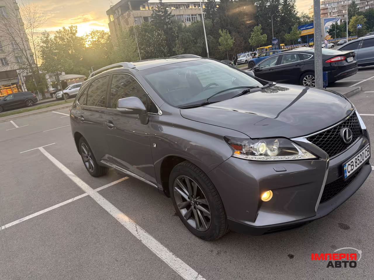 Lexus RX - фото 4