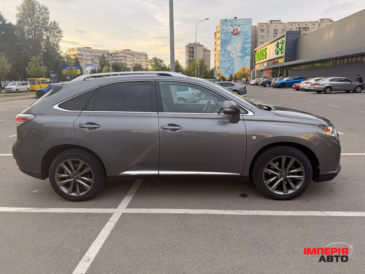 Lexus RX - фото 5