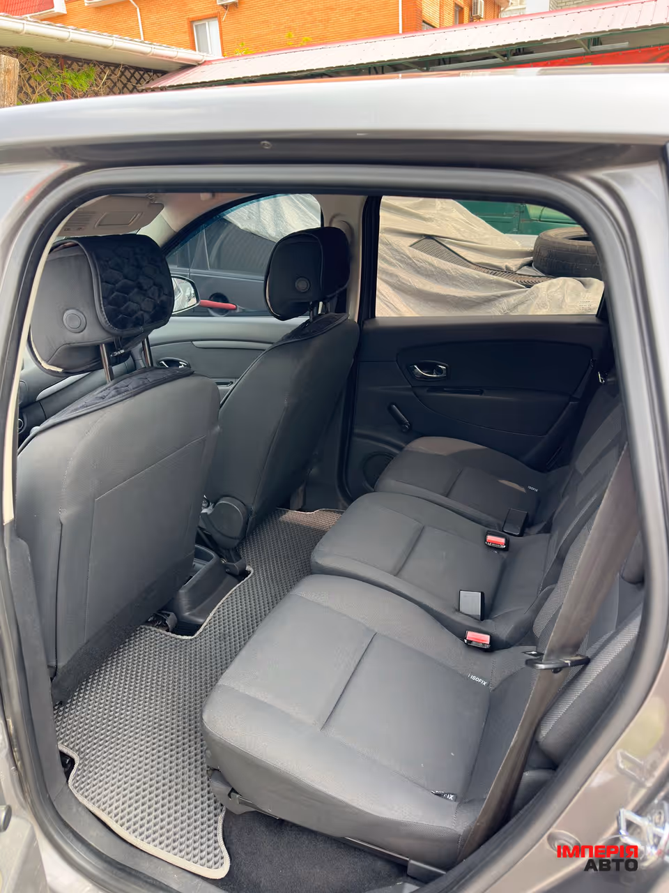Renault Scenic - фото 15