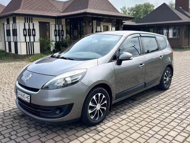 Renault Scenic - фото 1