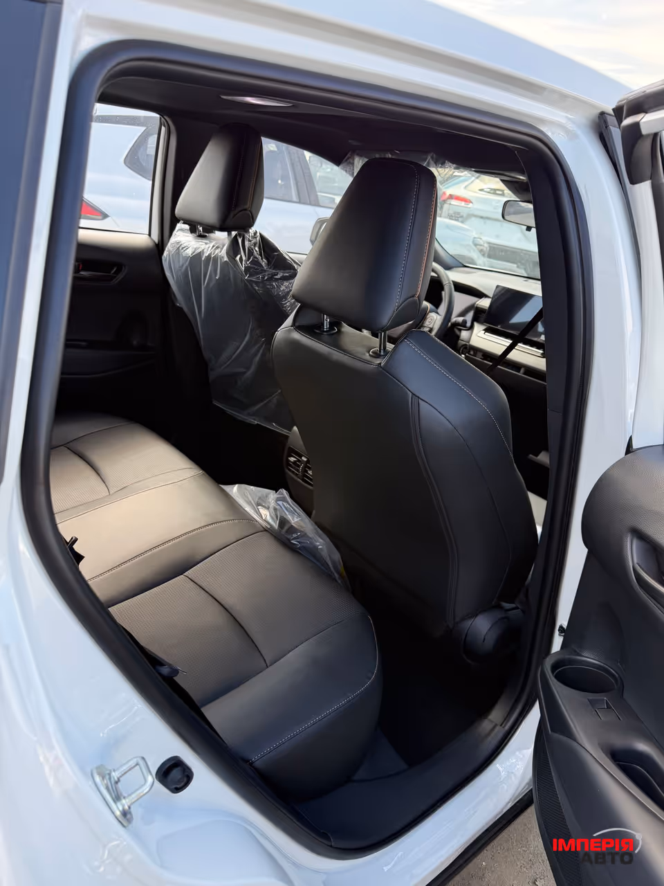 Toyota Corolla Cross - фото 8