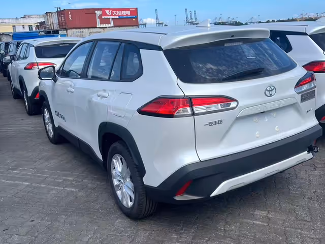 Toyota Corolla Cross - фото 5