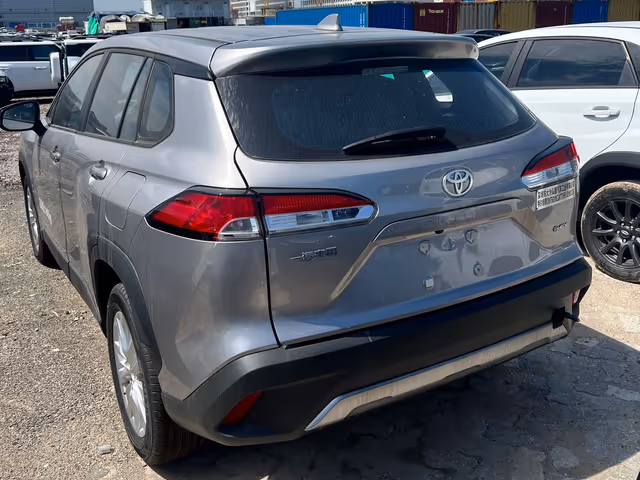 Toyota Corolla Cross - фото 4