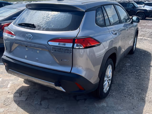 Toyota Corolla Cross - фото 3