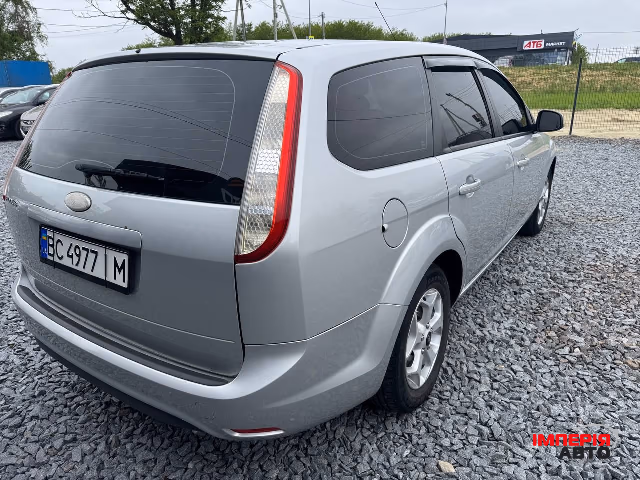 Ford Focus - фото 8