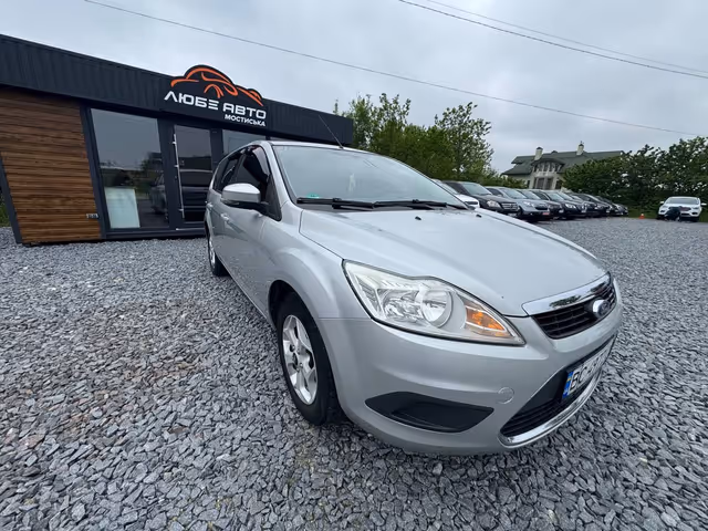 Ford Focus - фото 2