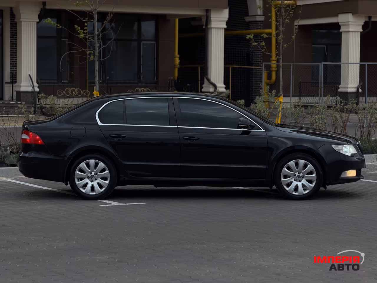 Skoda Superb - фото 4