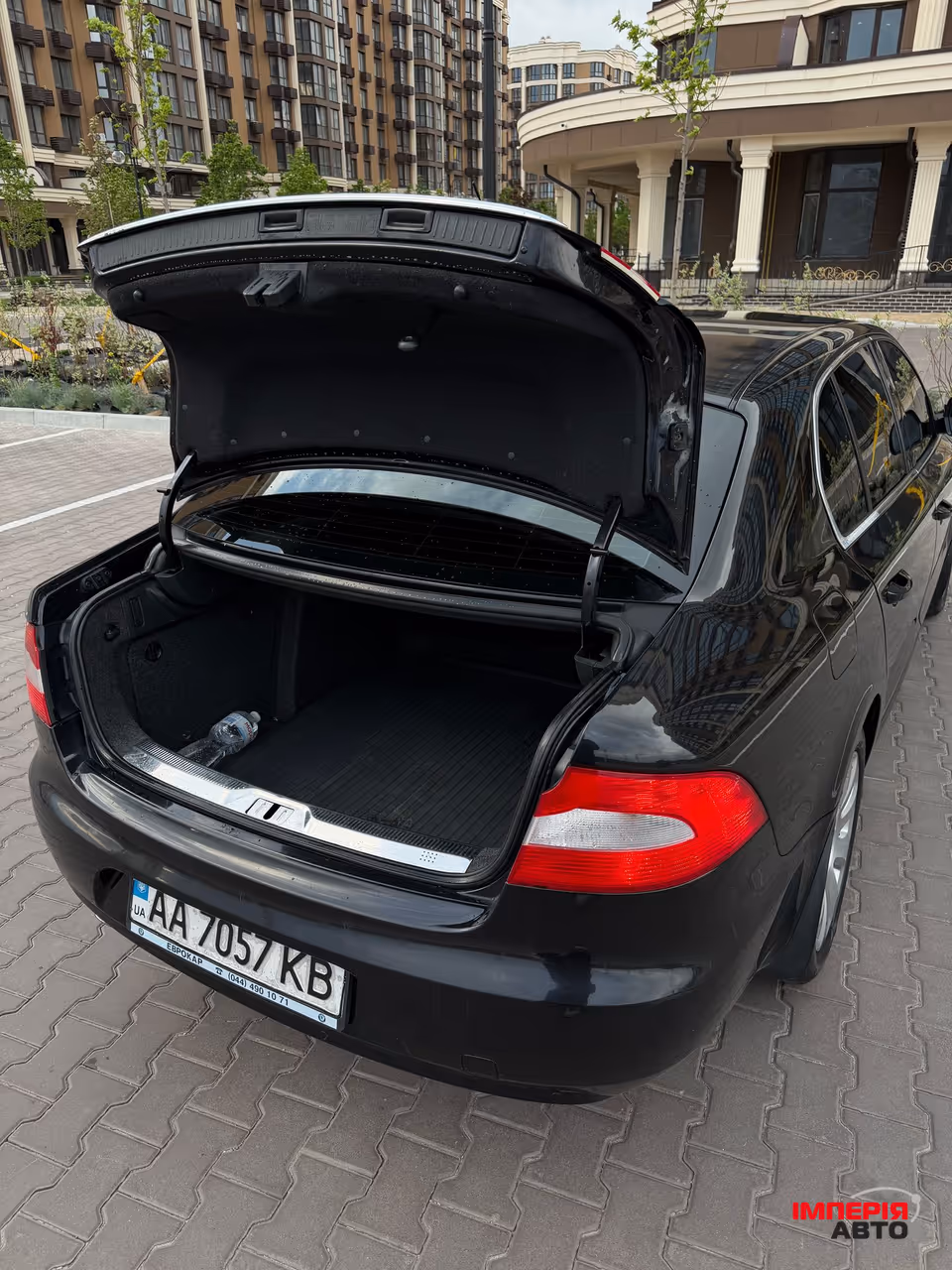 Skoda Superb - фото 13