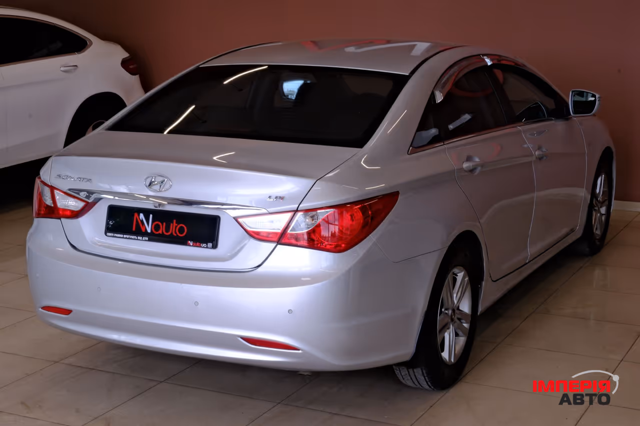 Hyundai Sonata - фото 5