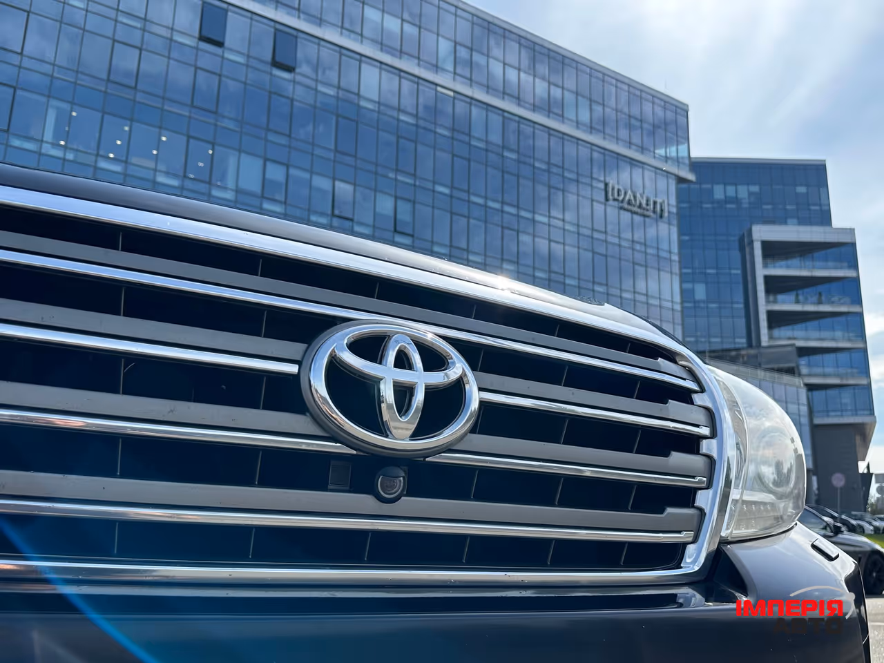 Toyota Land Cruiser - фото 9