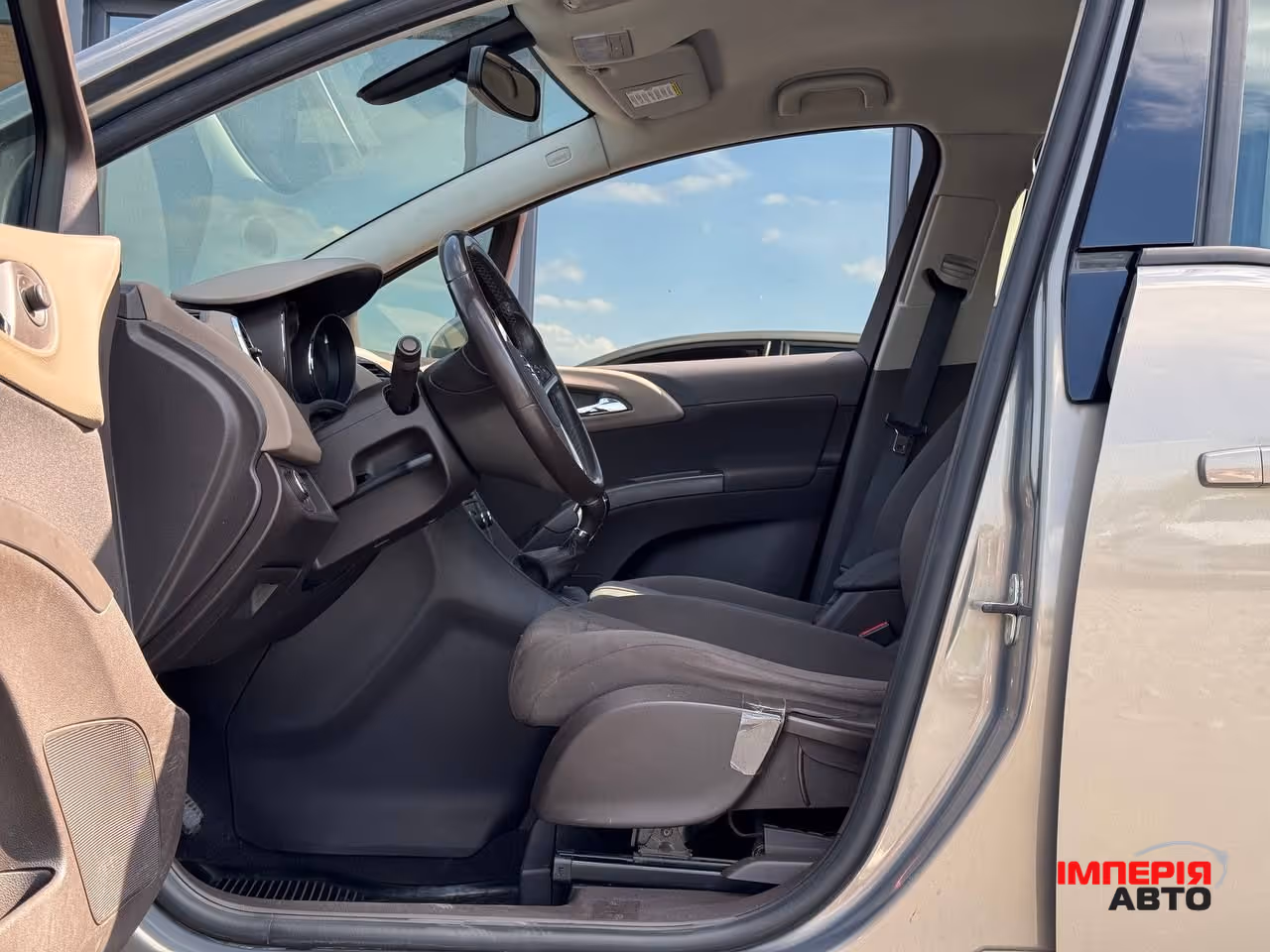 Opel Meriva - фото 26