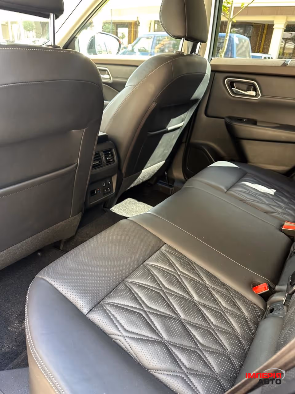 Nissan Rogue - фото 9