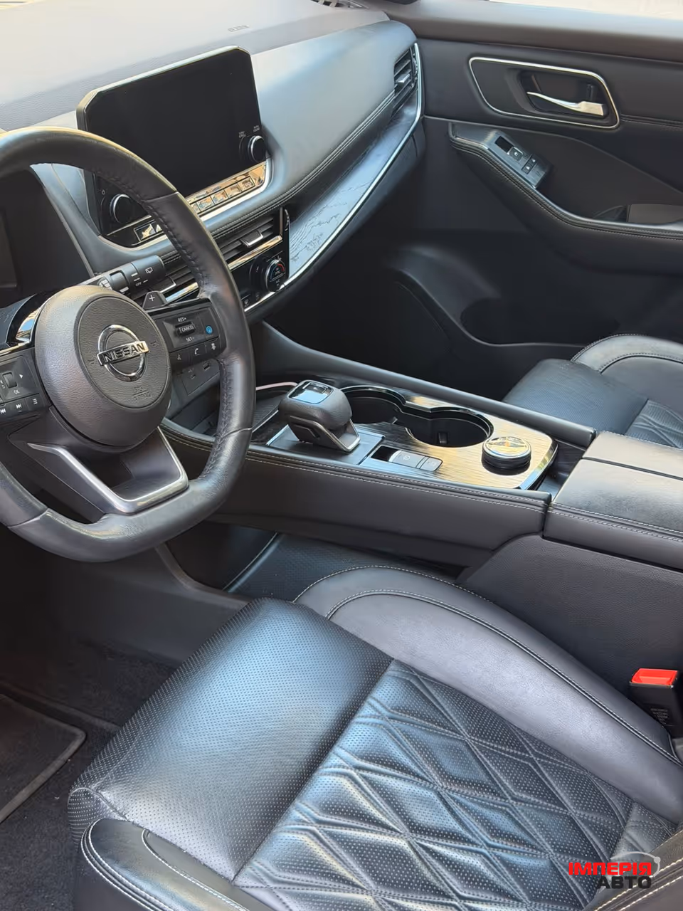 Nissan Rogue - фото 7