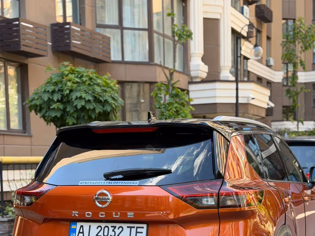 Nissan Rogue - фото 3