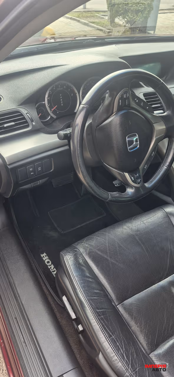 Honda Accord - фото 12