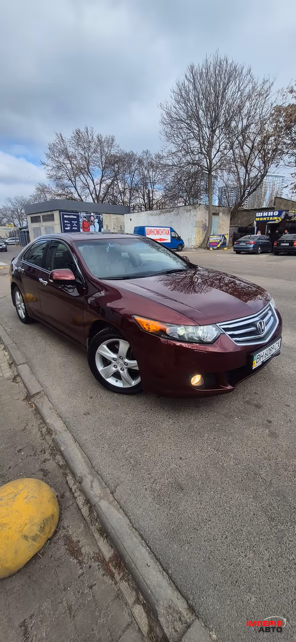 Honda Accord - фото 1
