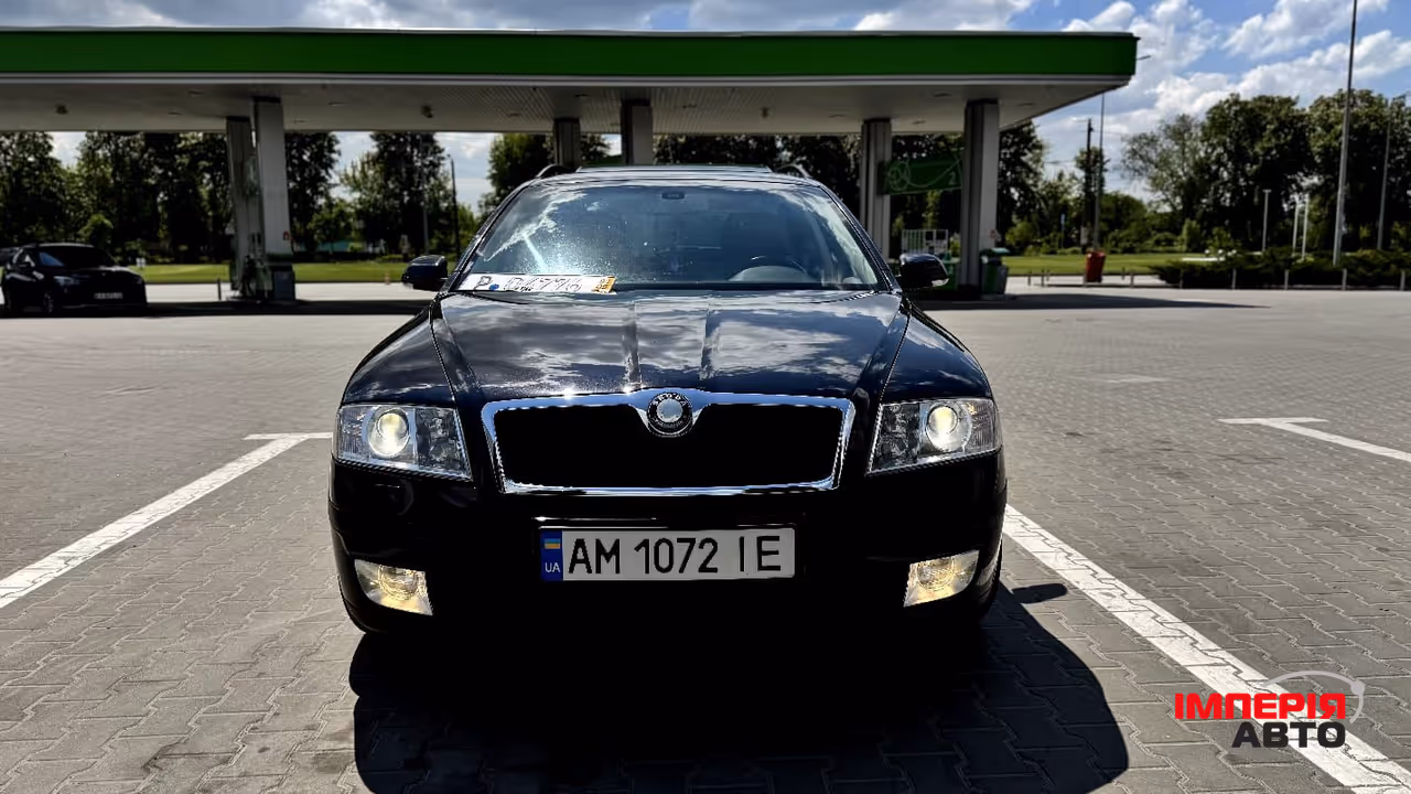 Skoda Octavia - фото 1