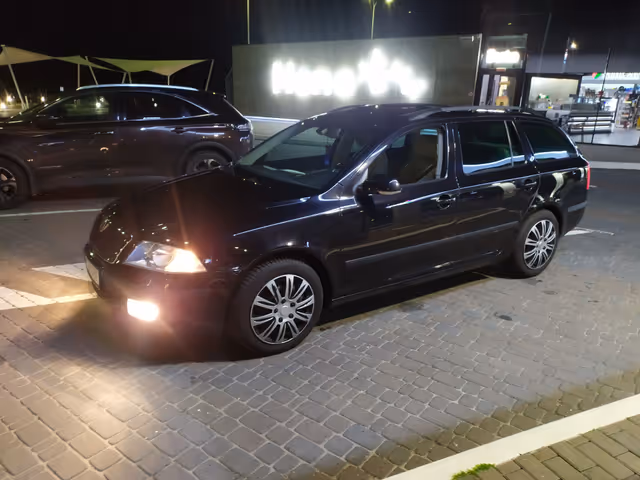 Skoda Octavia - фото 2