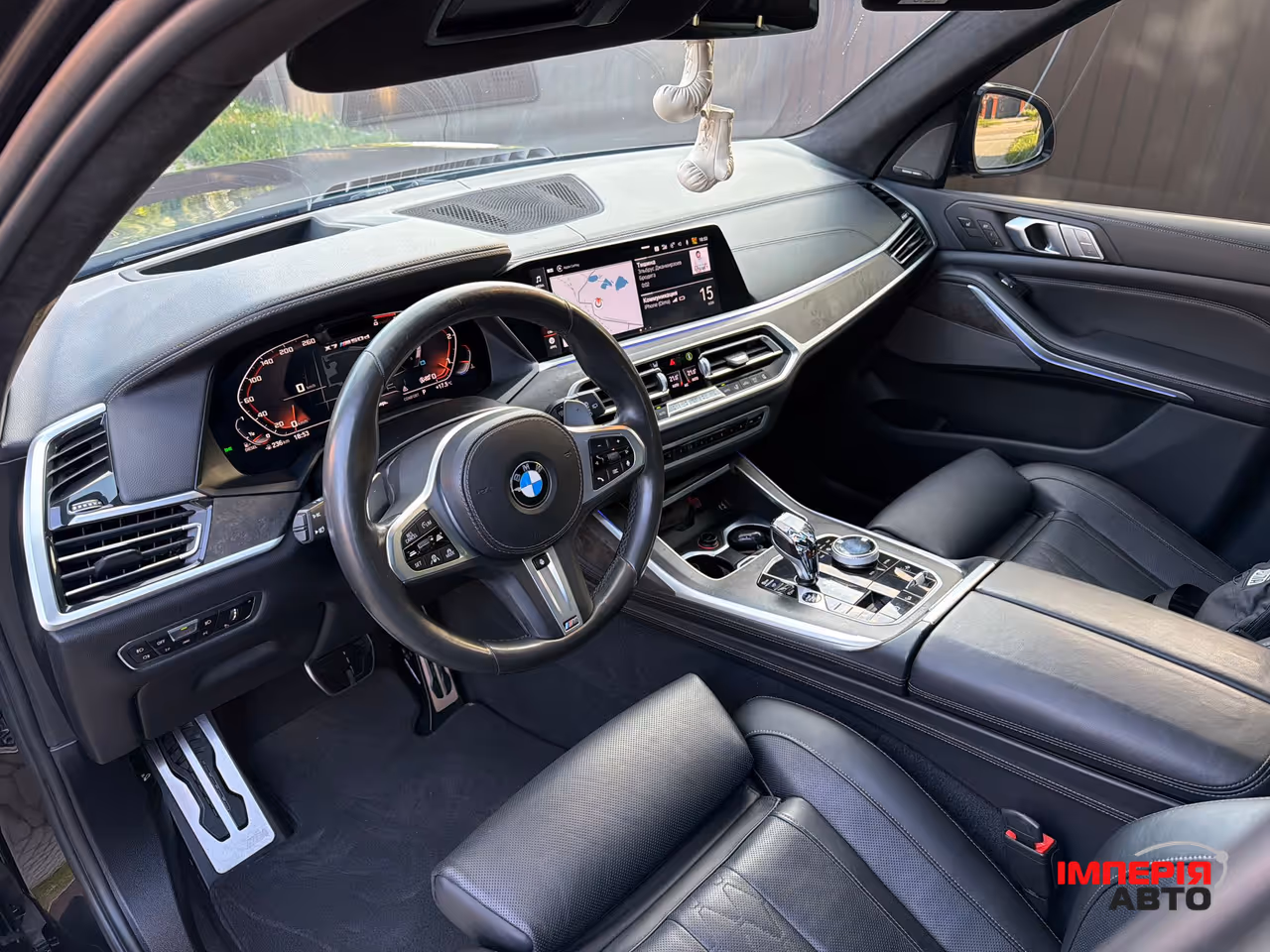BMW X7 - фото 17