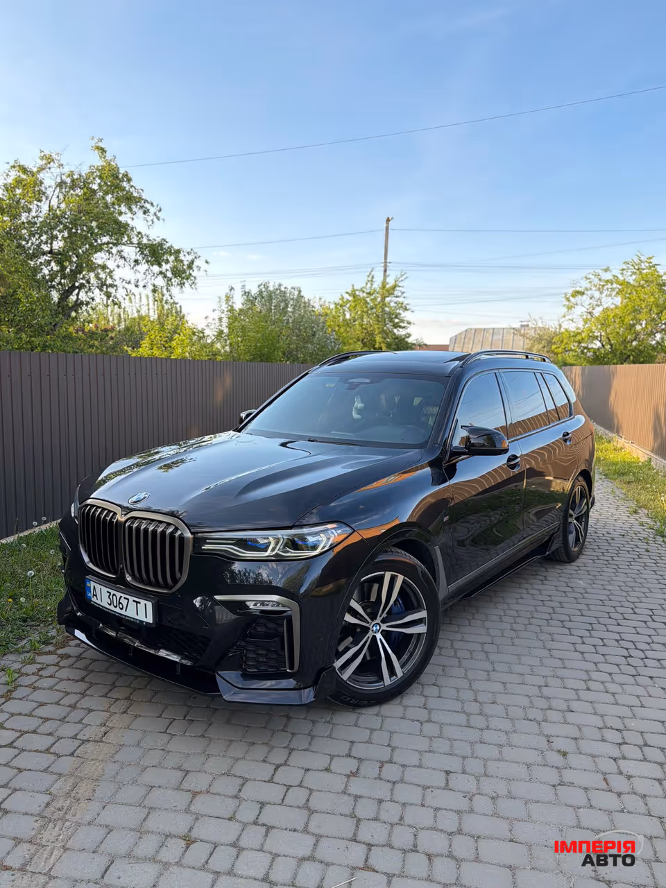BMW X7 - фото 1