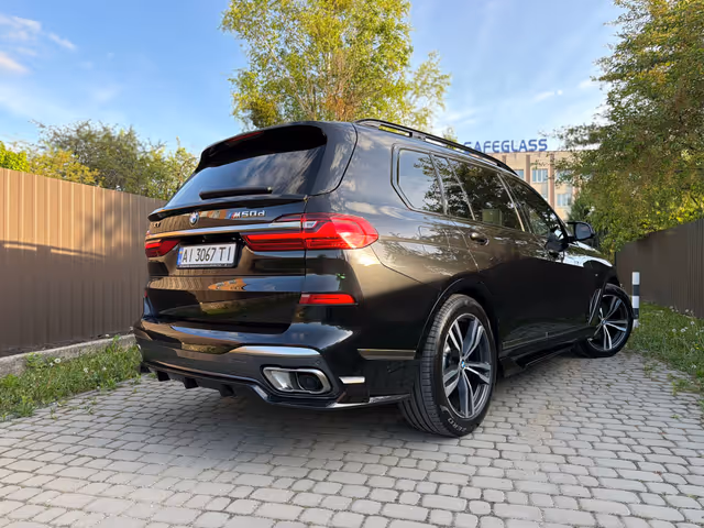 BMW X7 - фото 5