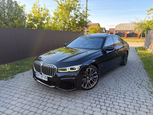 BMW 7 серії - фото 1