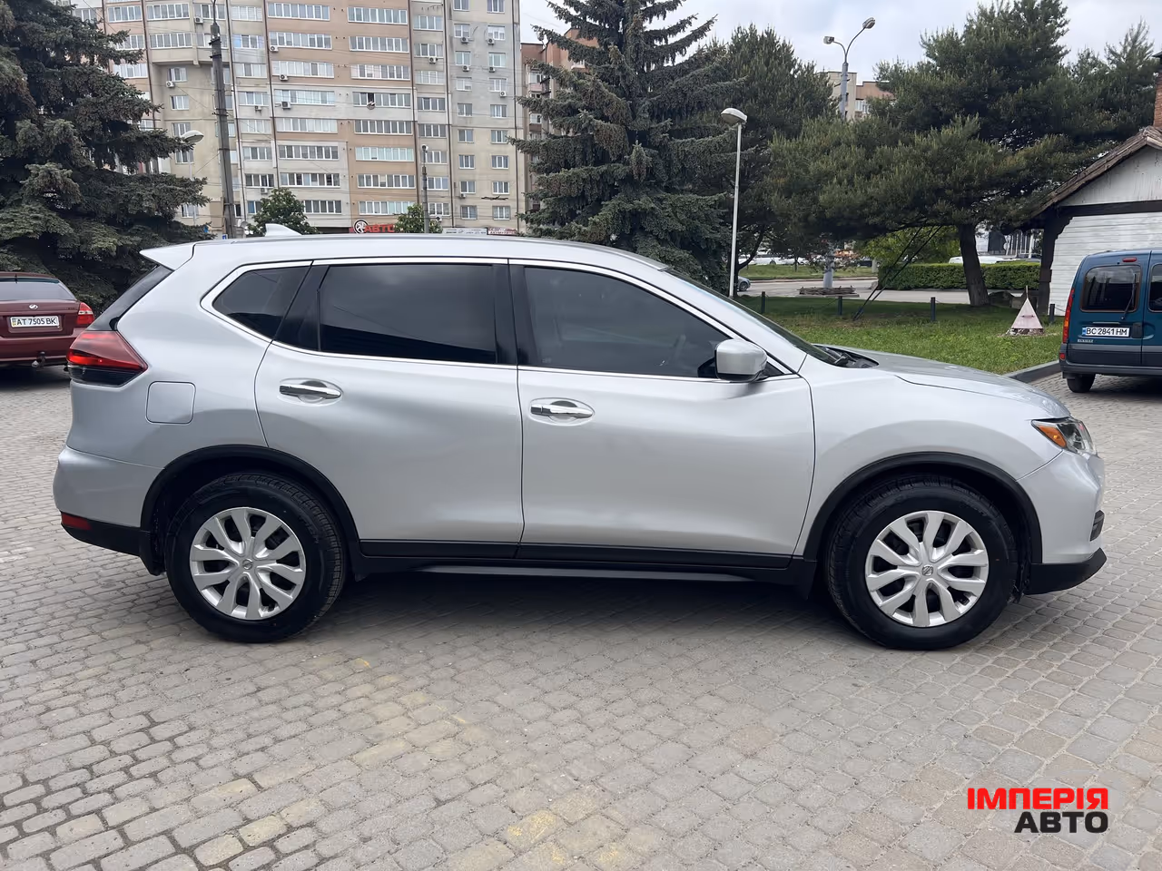 Nissan Rogue - фото 10