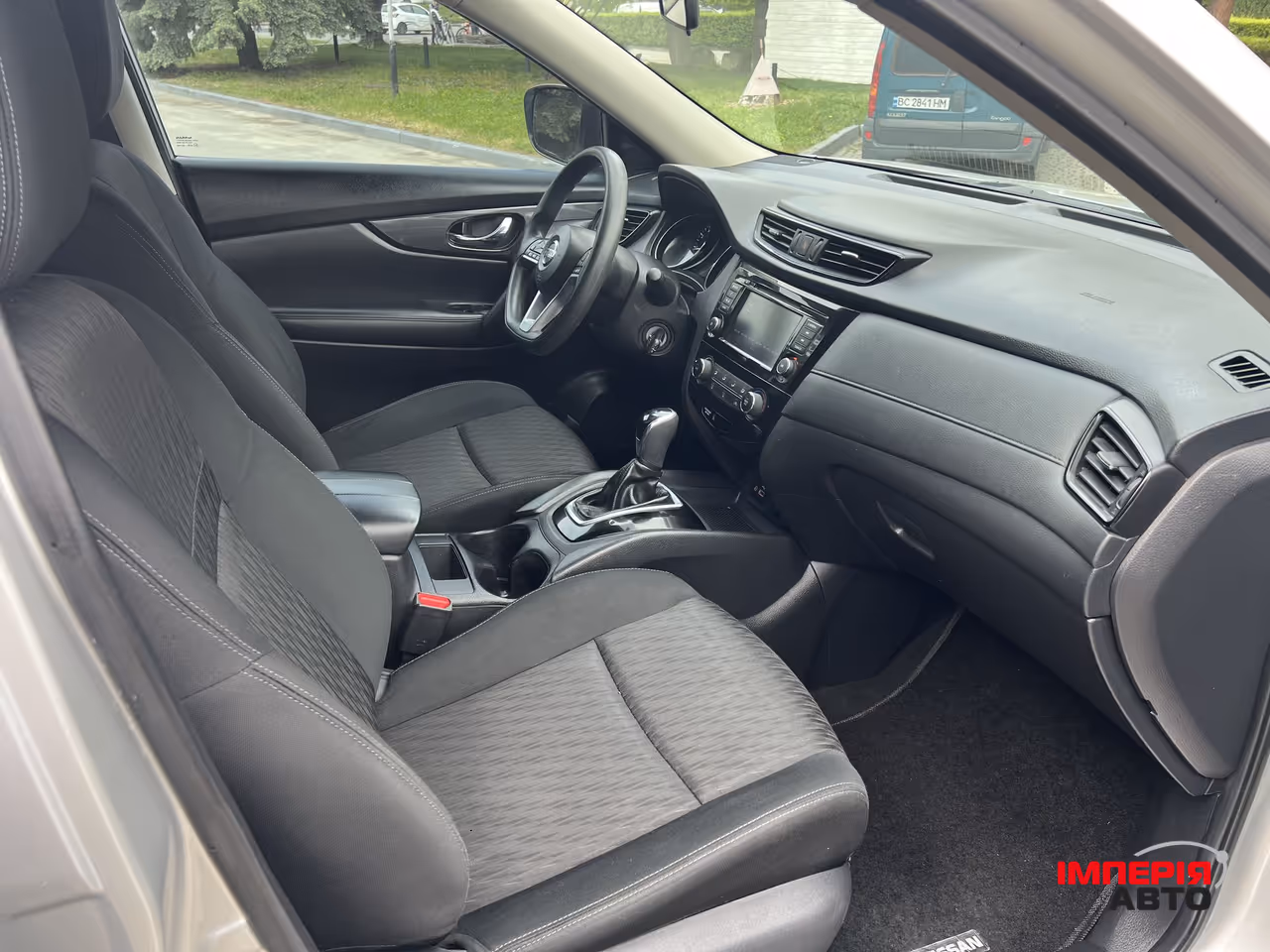 Nissan Rogue - фото 19