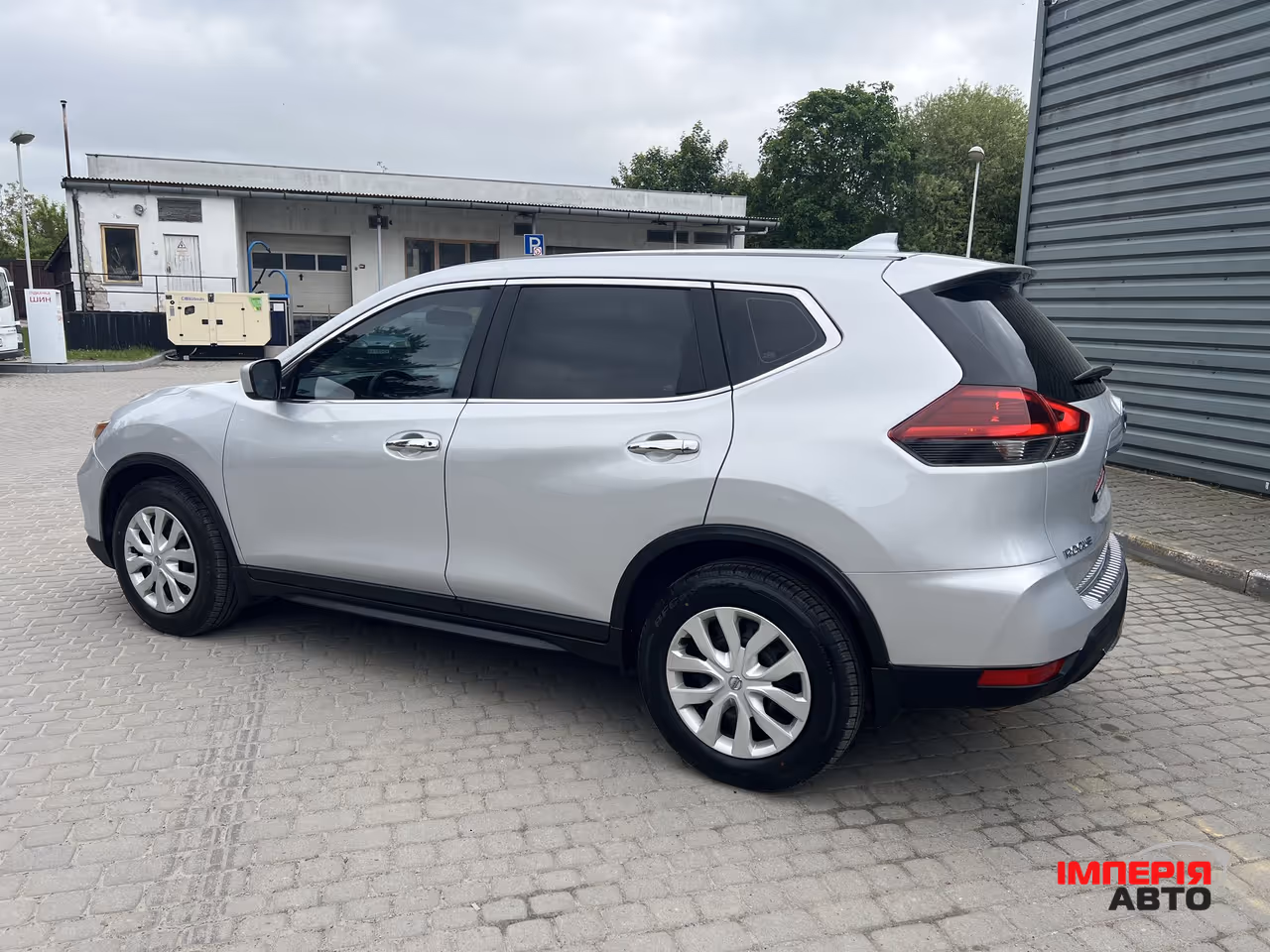 Nissan Rogue - фото 5