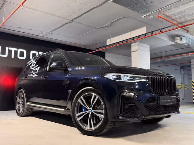 BMW X7 - фото 4