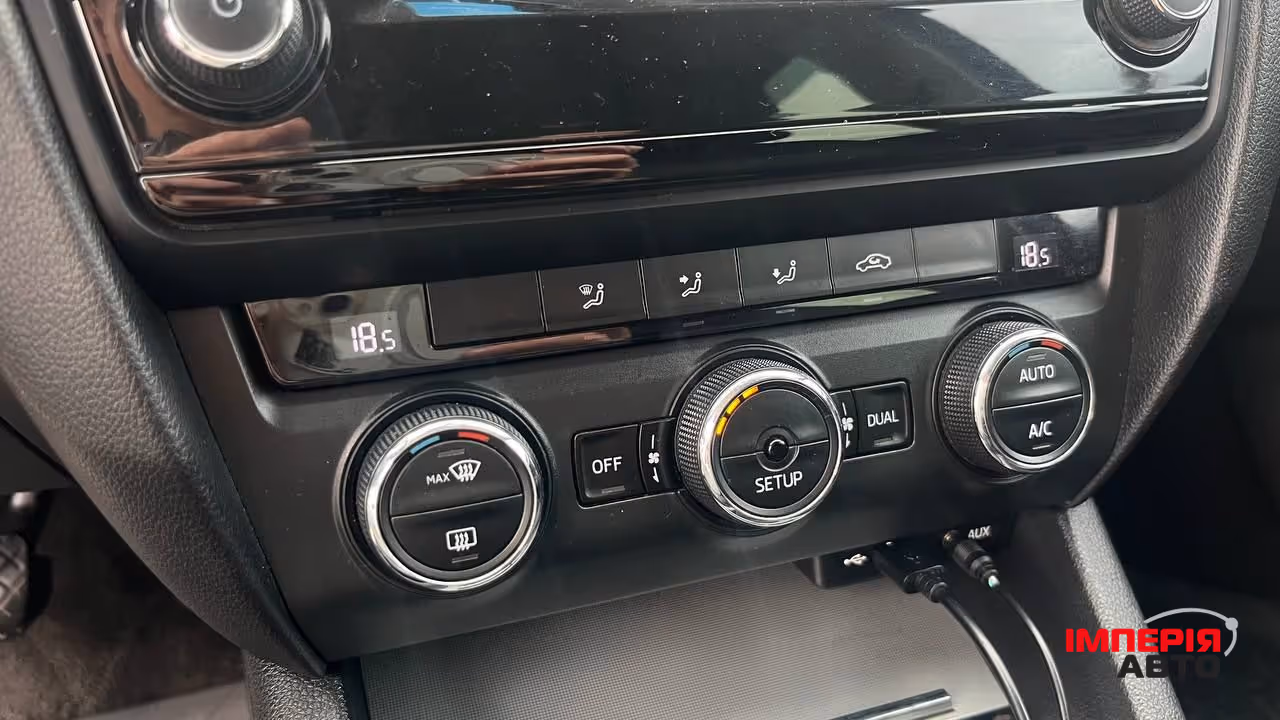 Skoda Octavia - фото 15