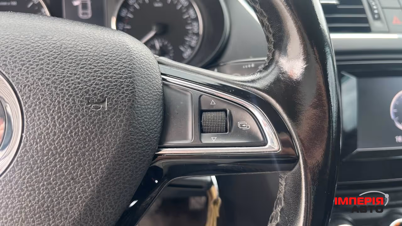 Skoda Octavia - фото 13