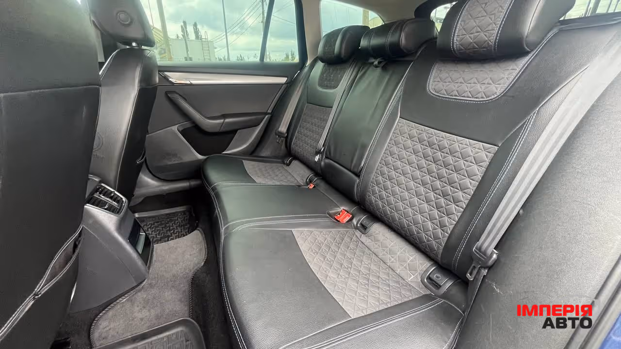 Skoda Octavia - фото 23