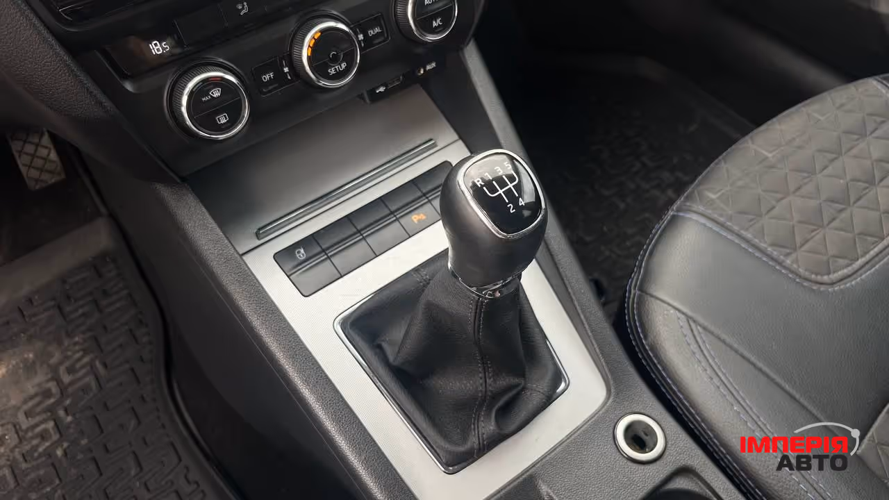 Skoda Octavia - фото 10