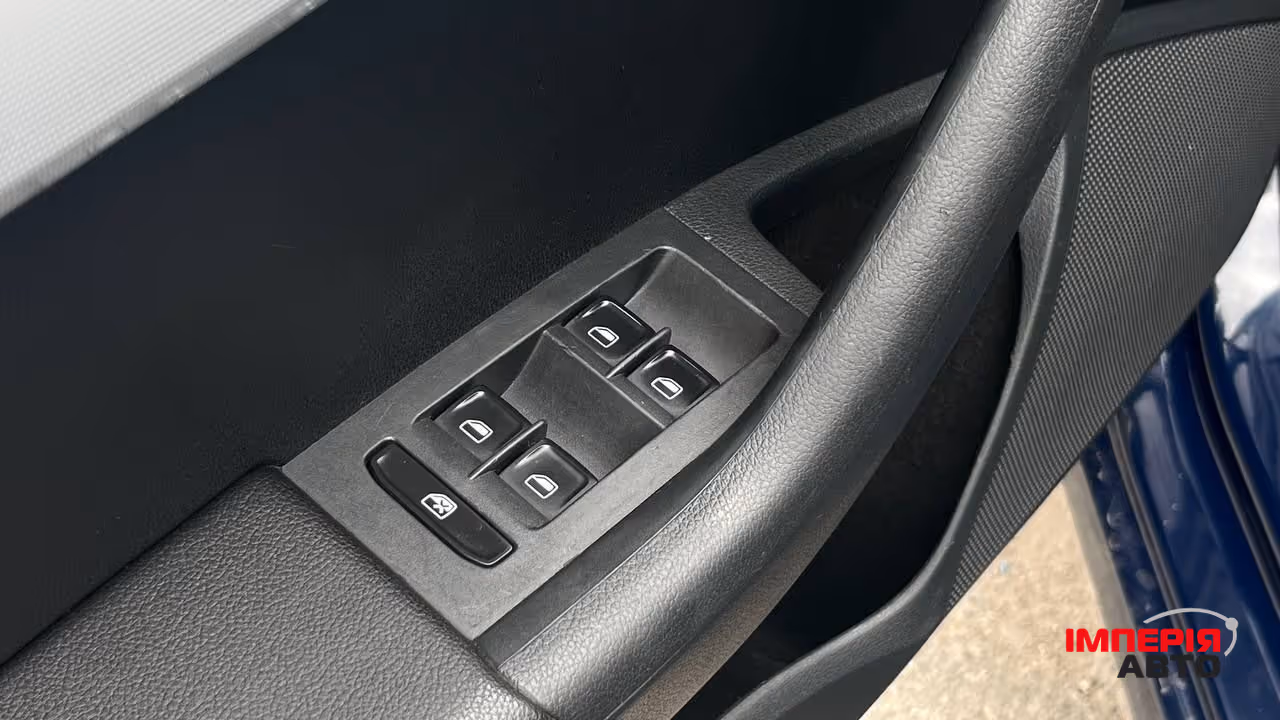 Skoda Octavia - фото 20