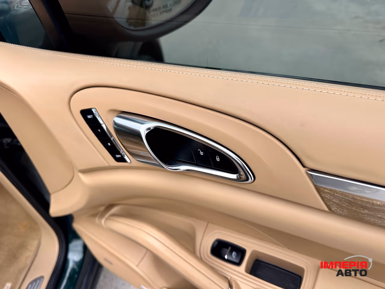 Porsche Cayenne - фото 17