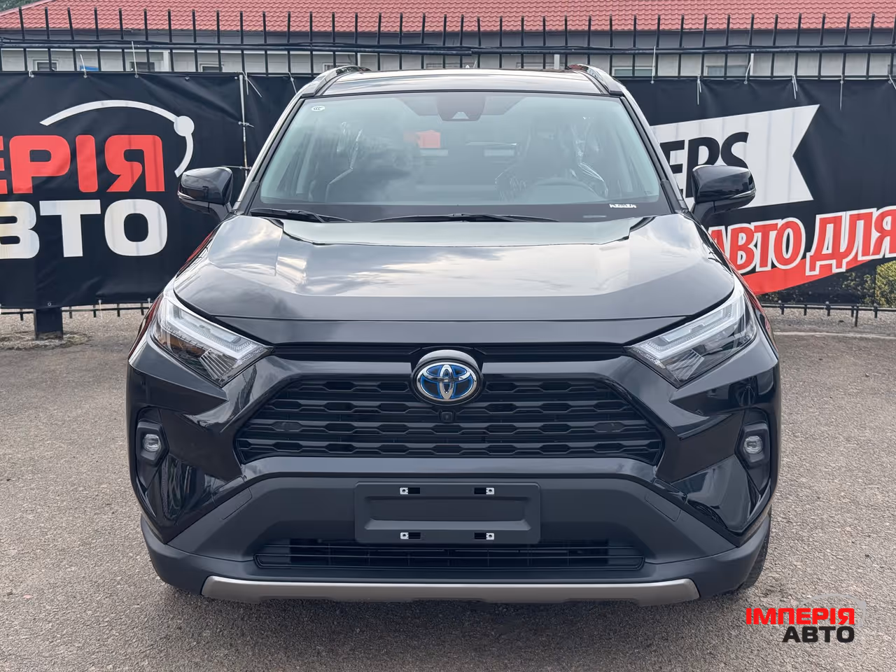 Toyota RAV4 - фото 2