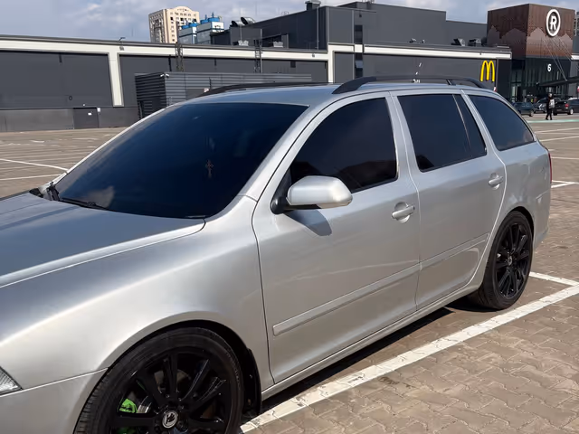 Skoda Octavia RS - фото 3