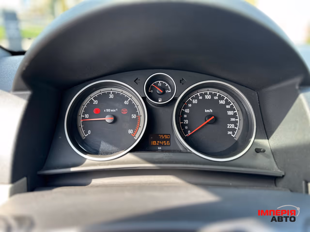 Opel Astra - фото 21