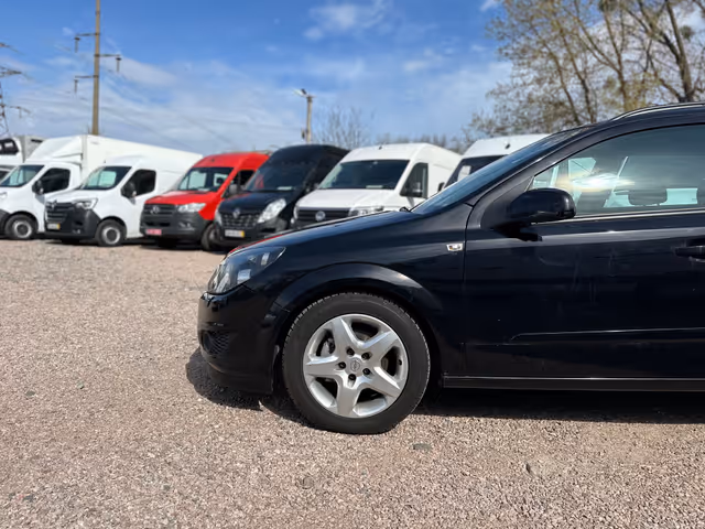Opel Astra - фото 5