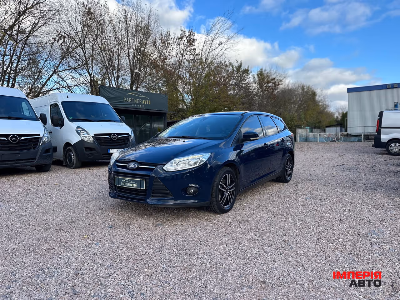 Ford Focus - фото 5