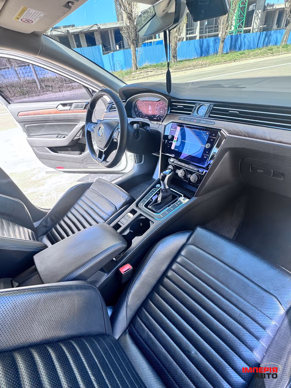 Volkswagen Passat - фото 4