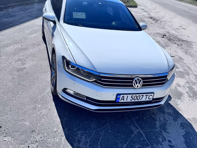 Volkswagen Passat - фото 2